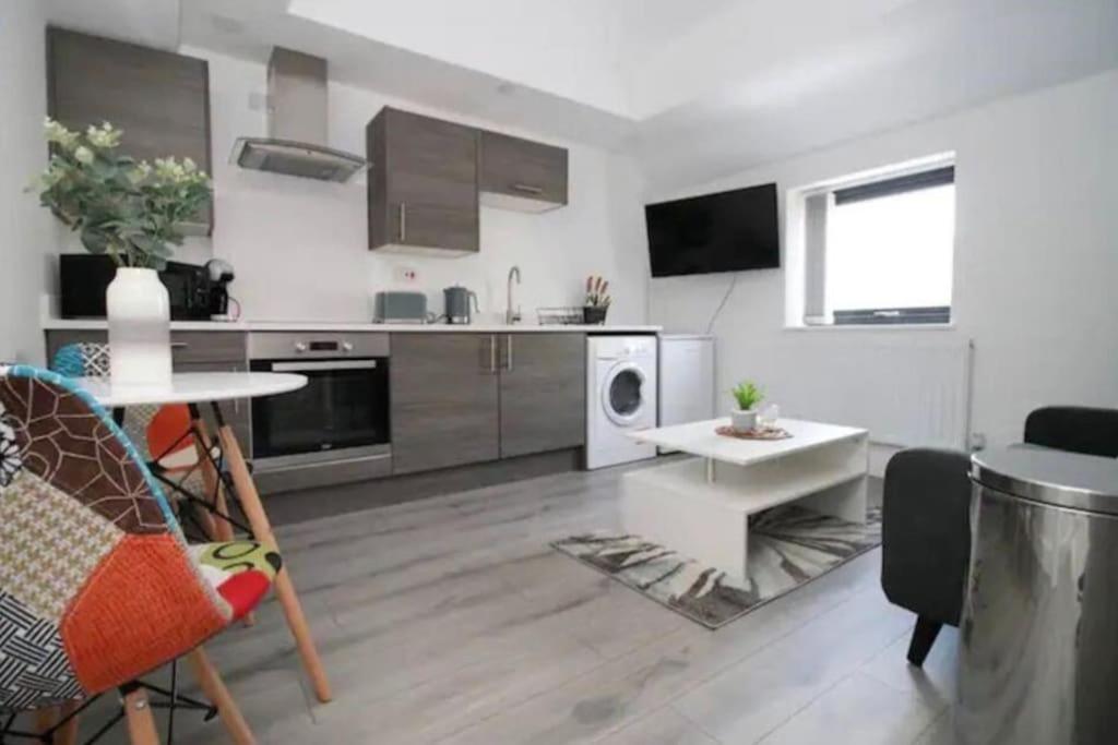 Апартаменты Luxury Redefined:Cardiff 1-Bed Экстерьер фото