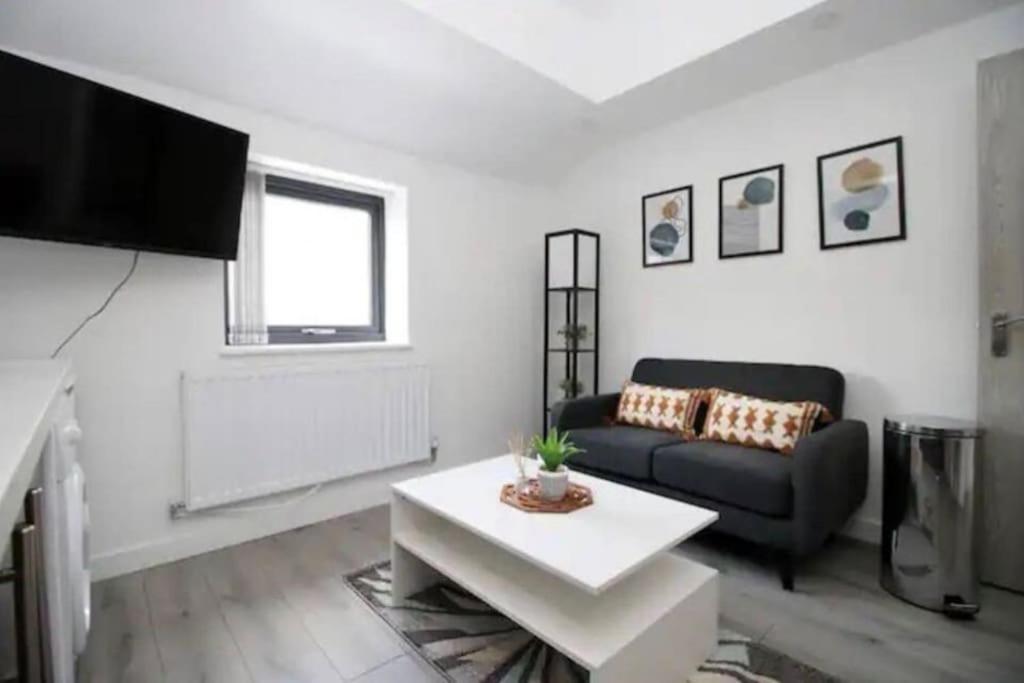 Апартаменты Luxury Redefined:Cardiff 1-Bed Экстерьер фото